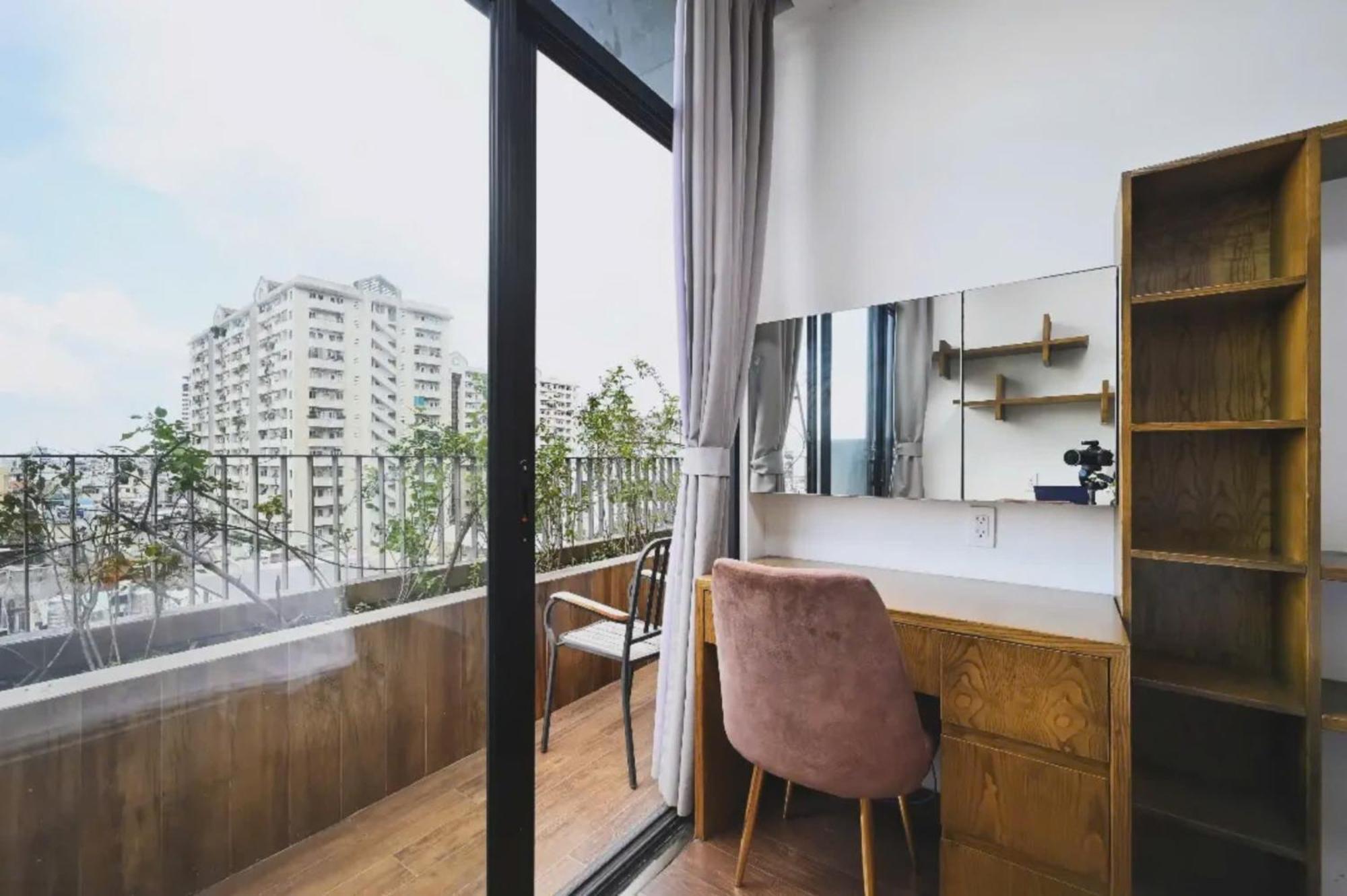 הו צ'י מין סיטי The Bloom Pham Viet Chanh - Modern Living Space In Saigon מראה חיצוני תמונה